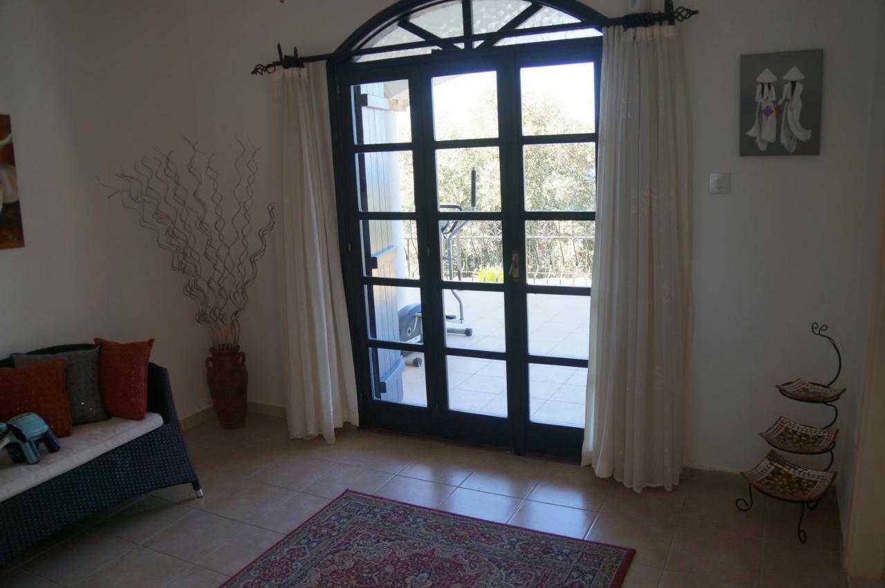 Villa Layla كيرينيا المظهر الخارجي الصورة