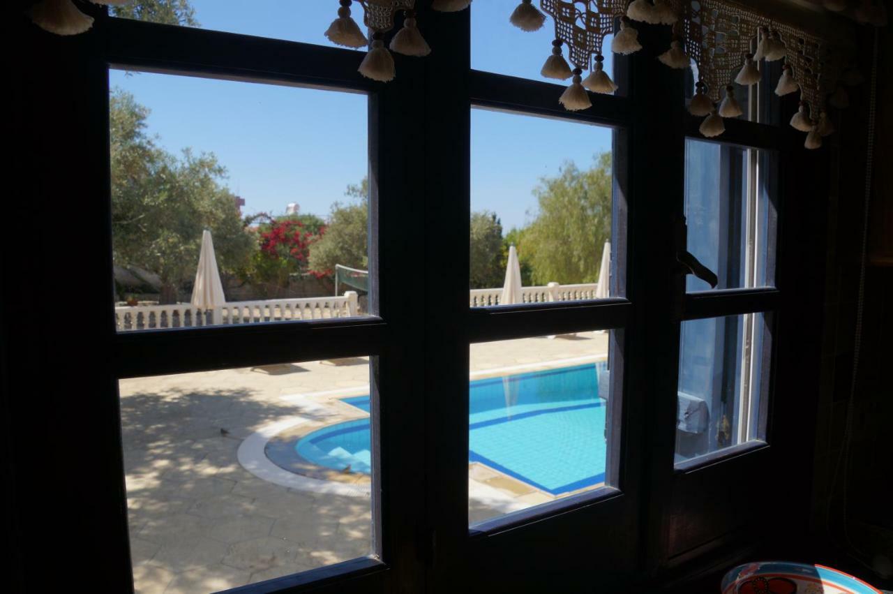 Villa Layla كيرينيا المظهر الخارجي الصورة